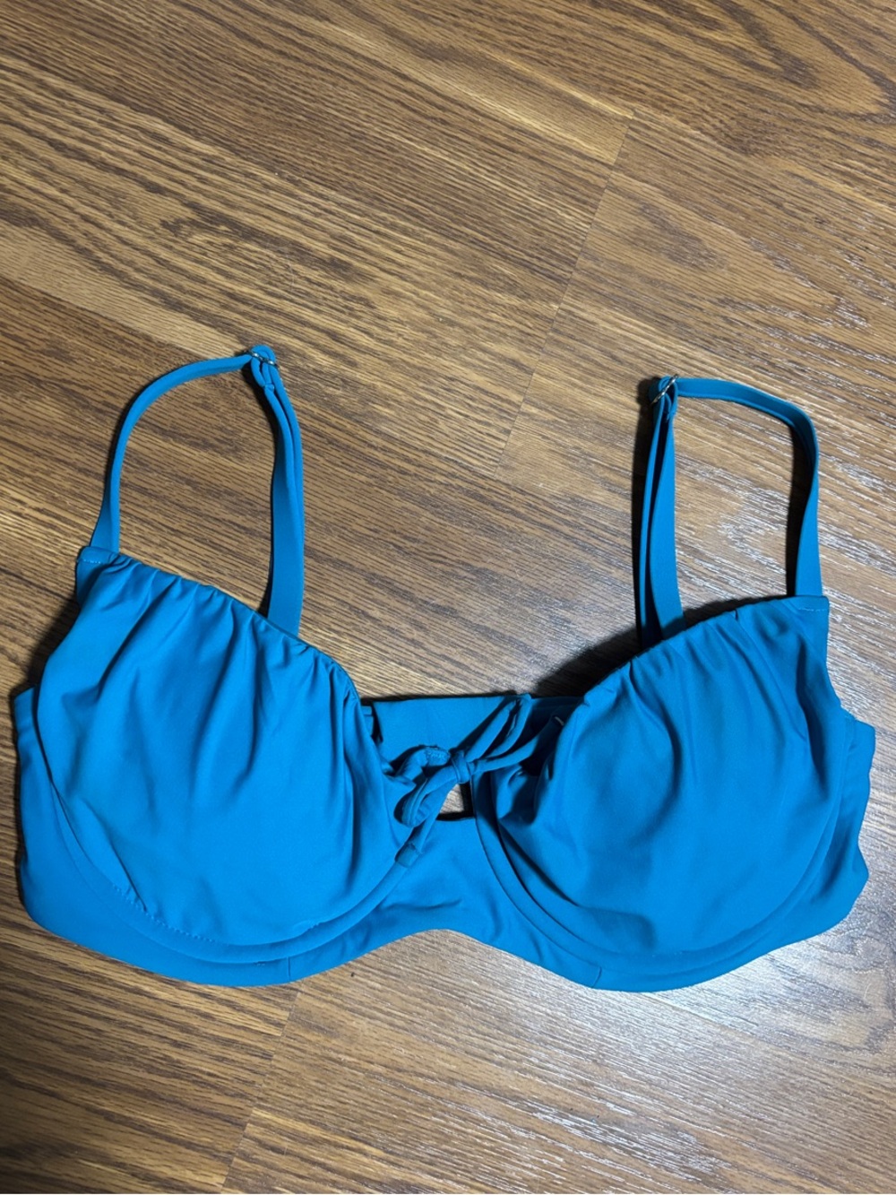 Women’s Birdsong turquoise bikini swim top 36D. Underwire, adjustable straps